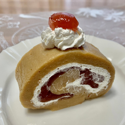いちごロールケーキ