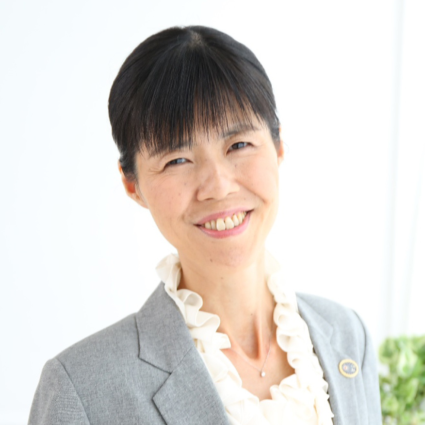 西依見子先生